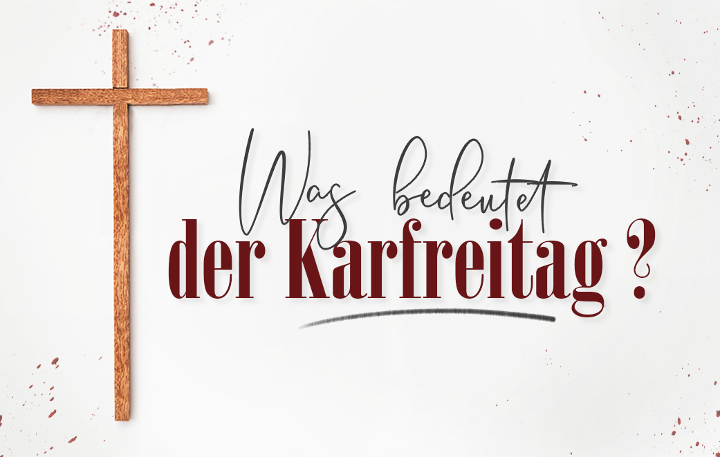 Holzkreuz und Blutflecken als Blogbild für Was bedeutet der Karfreitag