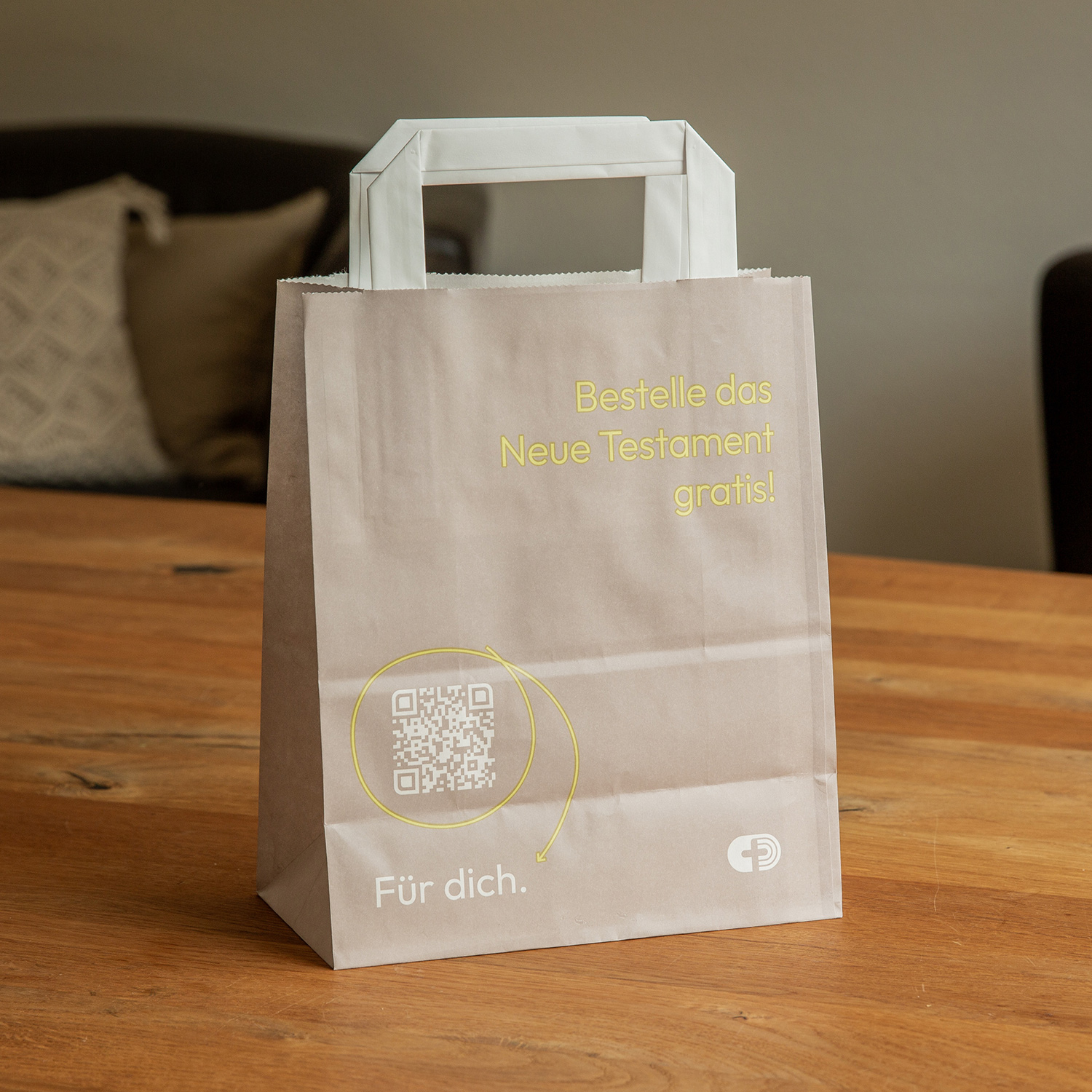 Papiertüte für Büchergeschenke
